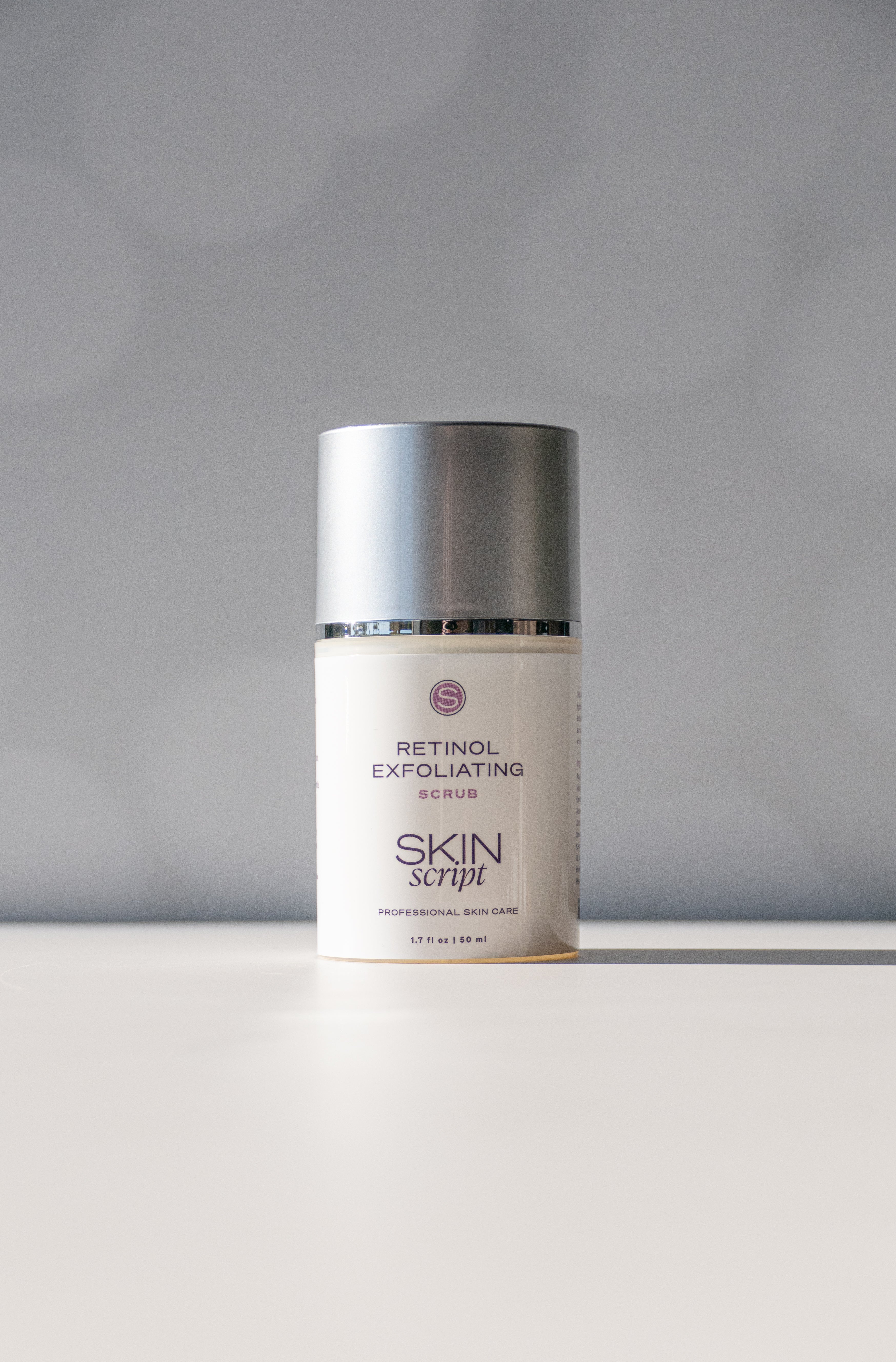 Retinol Exfoliating Scrub
